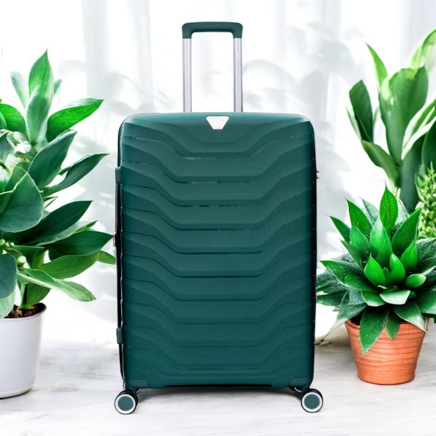 Eagle Verona 3-Piece Expandable Luggage Set - PP Material ,TSA Lock 360 Spinner Wheels - Green