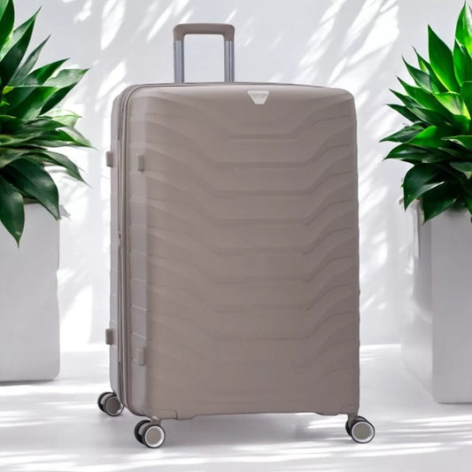 Eagle Verona Expandable Suitcase – Durable PP, TSA Lock, 360° Spinner Wheels - Champagne