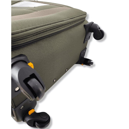 Eagle Capacity khaki bag – wheel detail