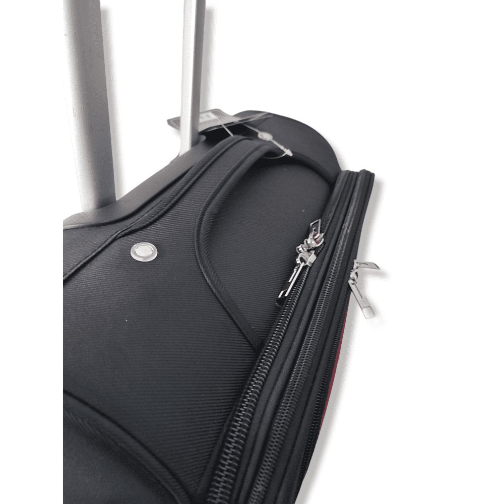 Eagle Capacity black bag – wheel detail