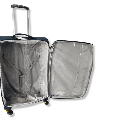 Eagle Capacity khaki bag – wheel detail