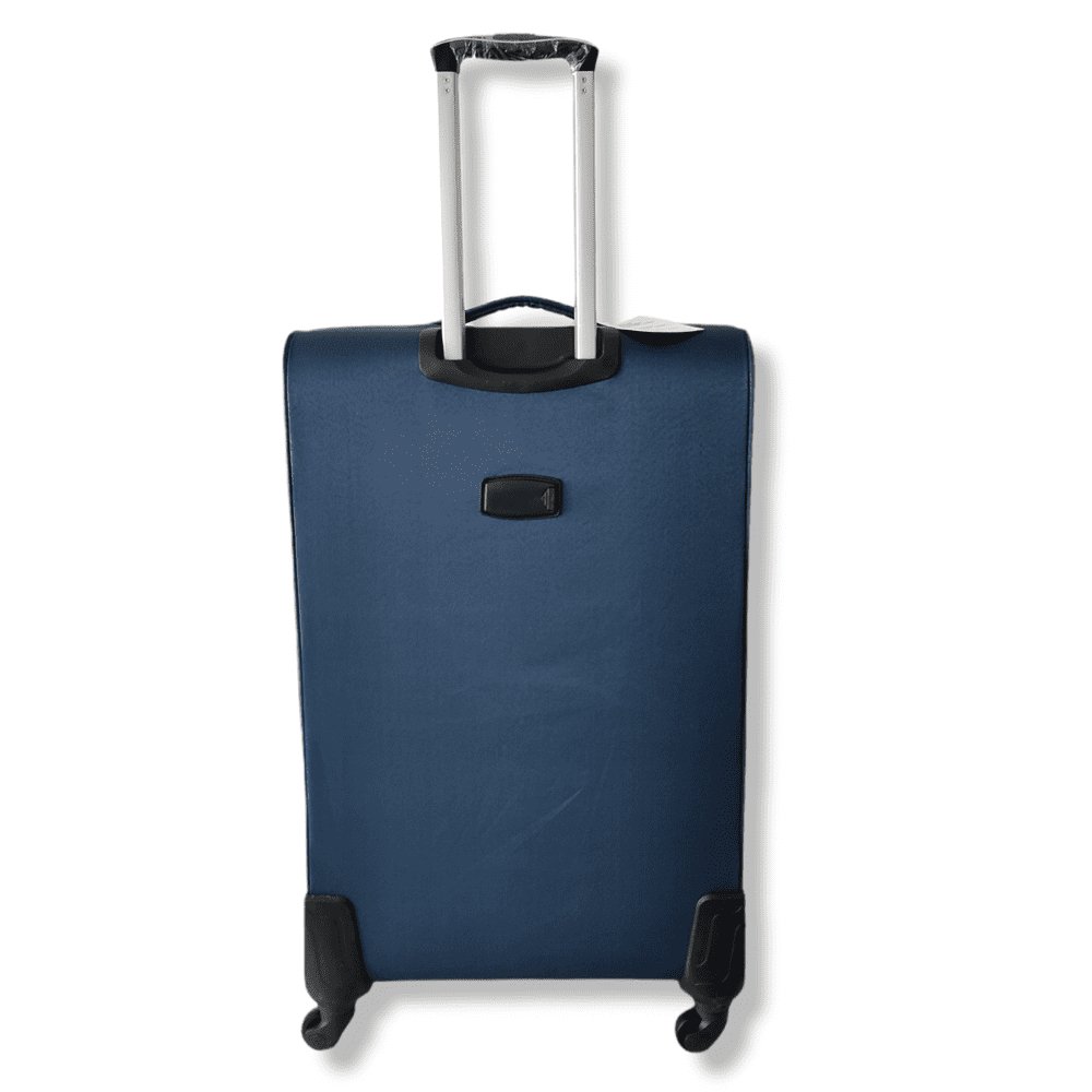 Eagle Capacity navy bag – wheel detail