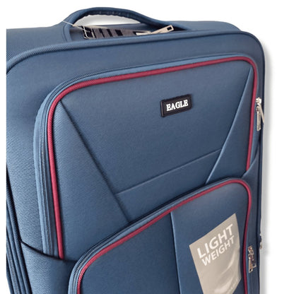 Eagle Capacity navy bag – wheel detail